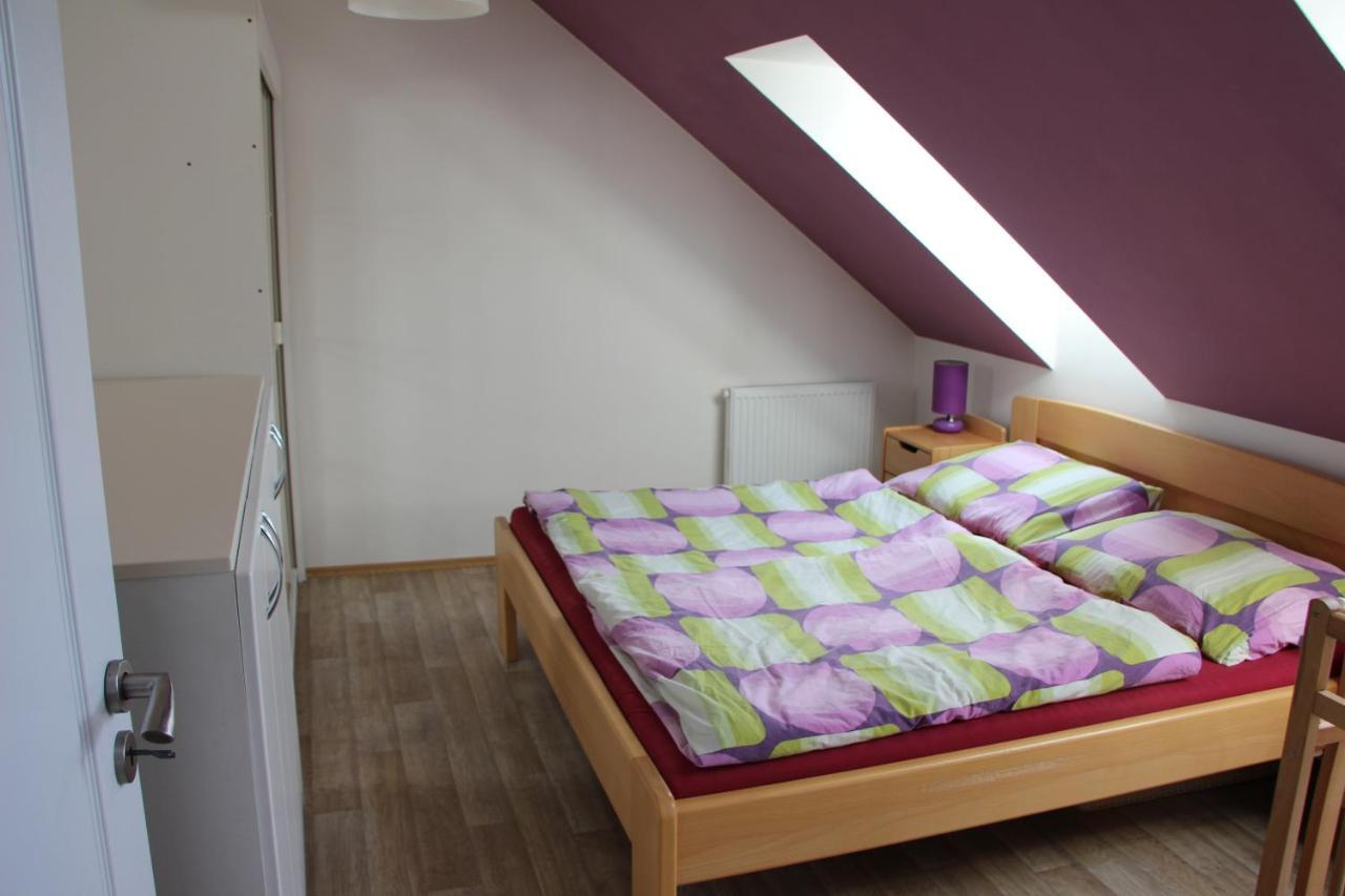 Vila Emilie - Hradebni 44, Nove Hrady Экстерьер фото